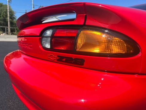 Used 2002 Chevrolet Camaro Z28 w/ Preferred Equipment Group 2 RWD image 32