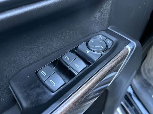 Used 2019 Chevrolet Silverado 1500 LT w/ All-Star Edition image 15