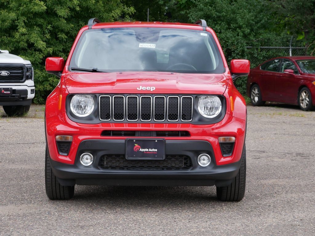 Used 2020 Jeep Renegade Latitude w/ Cold Weather Group AWD/4WD image 8