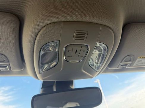 Used 2022 Jeep Compass Latitude image 27