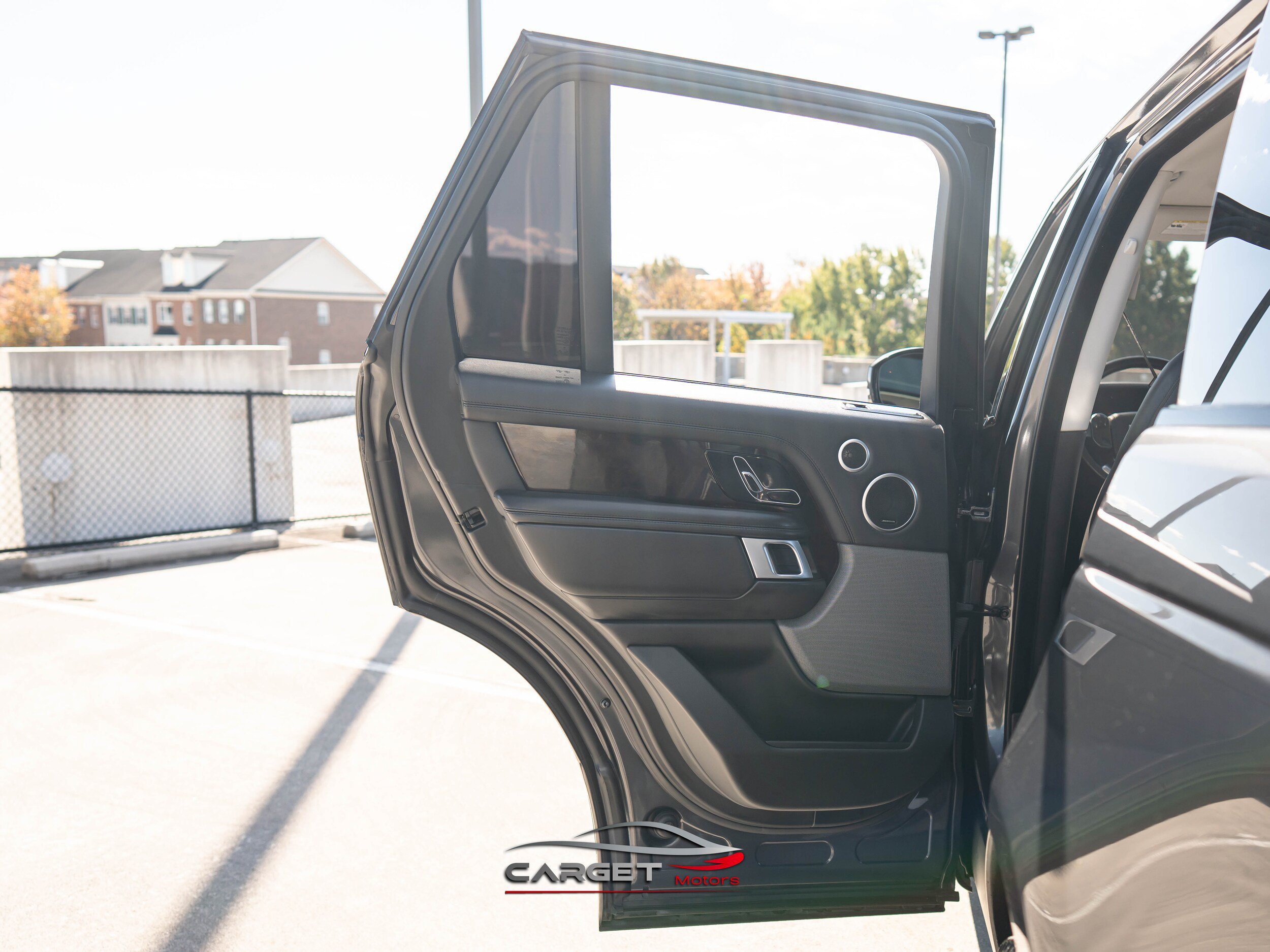 Used 2020 Land Rover Range Rover HSE AWD/4WD image 38