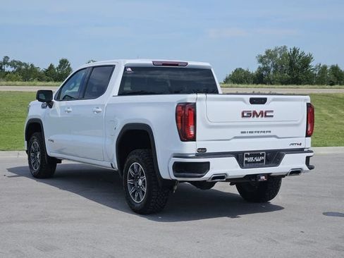 Used 2025 GMC Sierra 1500 AT4 AWD/4WD image 5