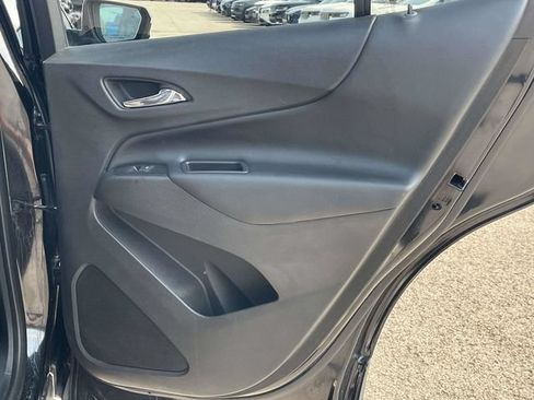 Used 2018 Chevrolet Equinox LT w/ Sun & Infotainment Package AWD/4WD image 24