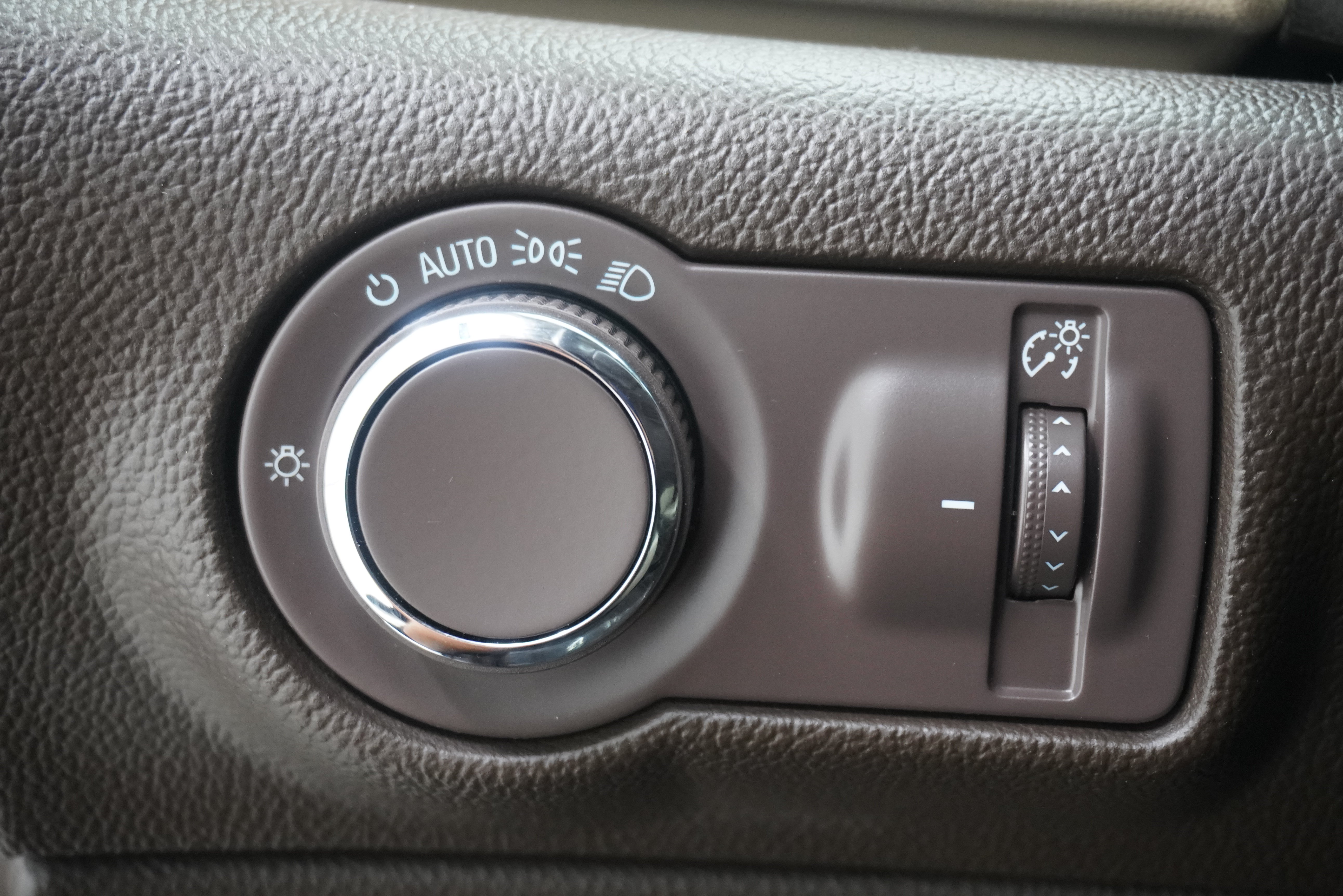 Used 2016 Buick Verano w/ Comfort Package FWD image 16