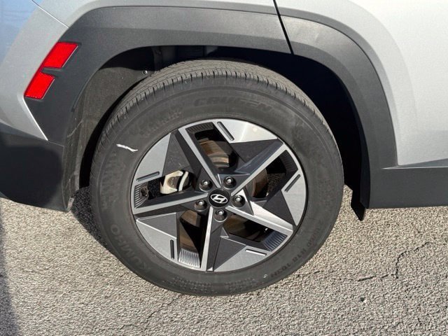 Used 2026 Hyundai Tucson SEL Plus FWD image 11