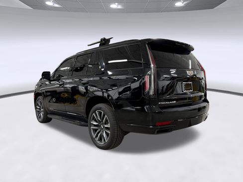 Used 2023 Cadillac Escalade Sport AWD/4WD image 3