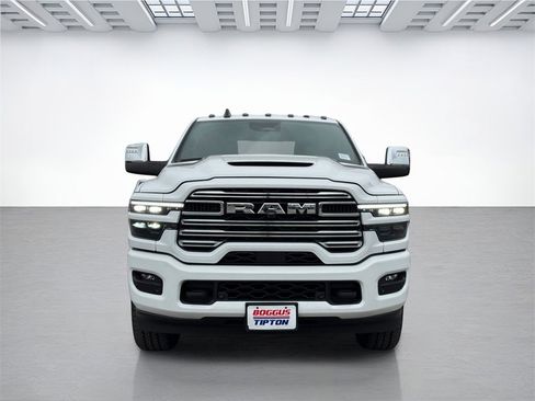 New 2025 RAM 2500 Laramie image 8