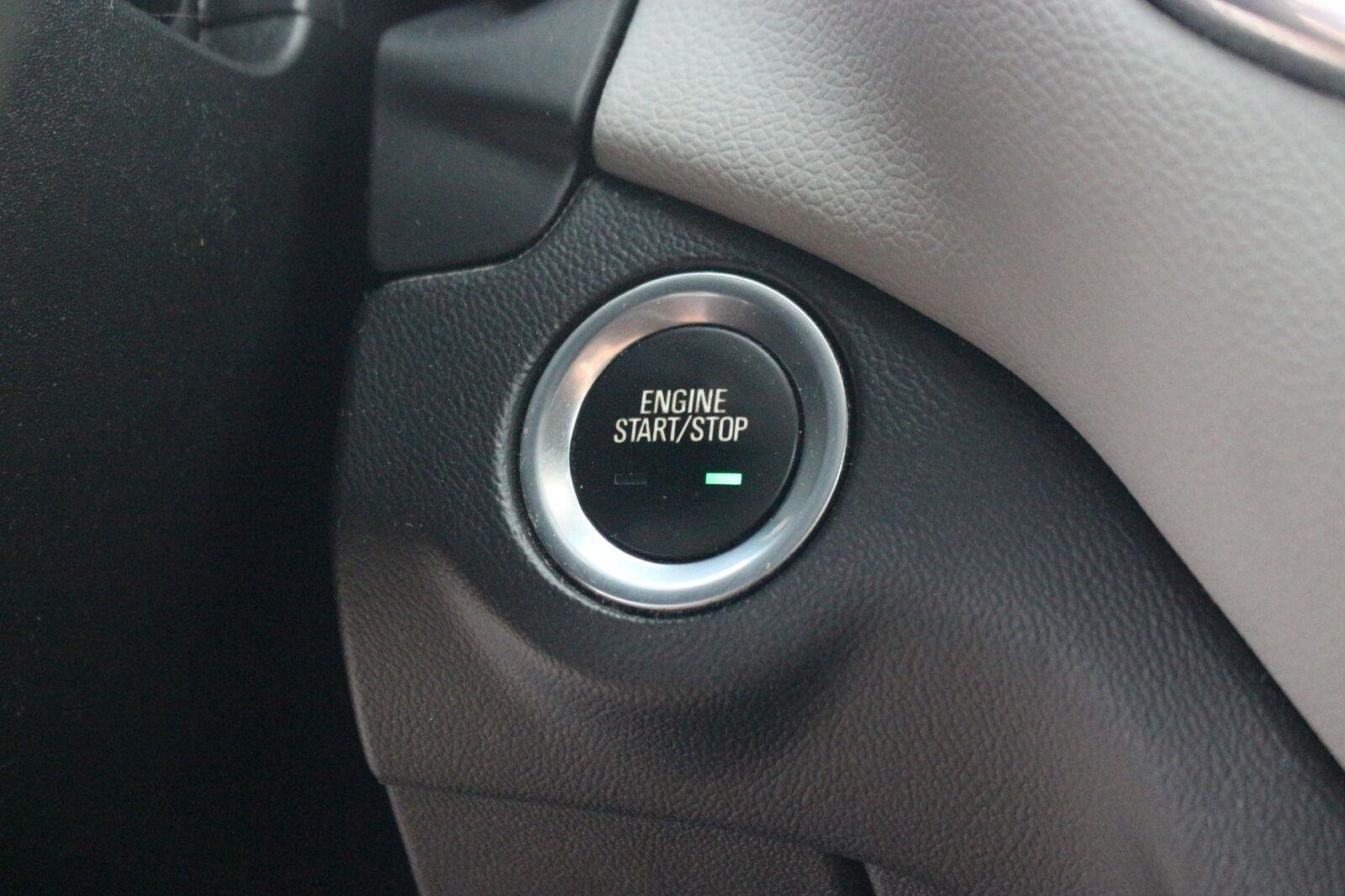 Used 2021 Chevrolet Equinox LS w/ LS Convenience Package FWD image 26