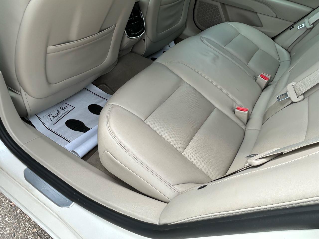 Used 2013 Cadillac XTS Luxury w/ Driver Awareness Package FWD image 9