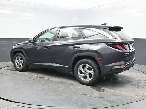 Used 2022 Hyundai Tucson SE AWD/4WD image 4