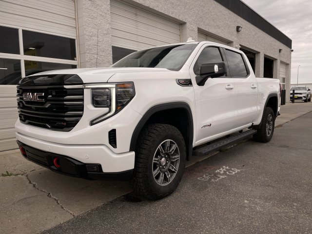 Used 2025 GMC Sierra 1500 AT4 AWD/4WD image 10