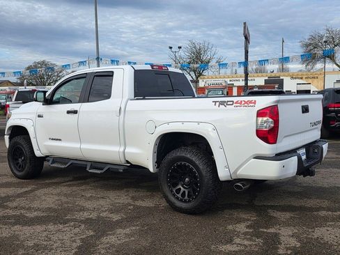 Used 2018 Toyota Tundra SR5 image 2