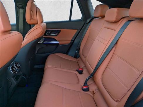 New 2026 Mercedes-Benz GLC 300 image 18