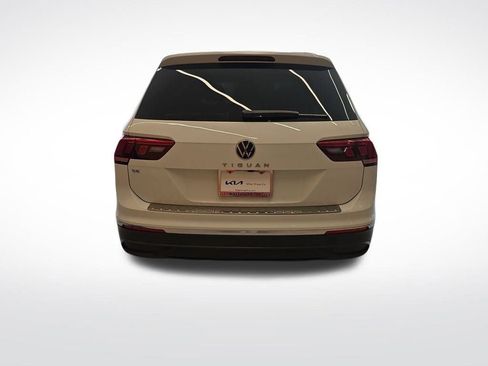 Used 2024 Volkswagen Tiguan SE image 4