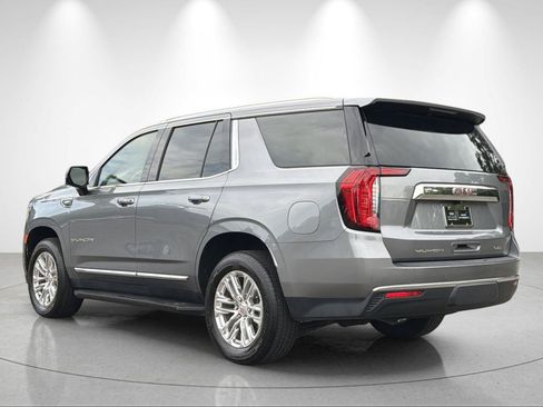 Used 2021 GMC Yukon SLT w/ SLT Luxury Plus Package AWD/4WD image 3
