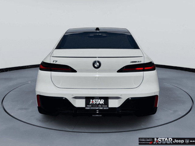 Used 2025 BMW i7 xDrive60 w/ Premium Package AWD/4WD image 6