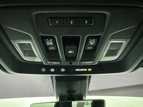 Used 2021 GMC Sierra 1500 AT4 w/ AT4 Premium Package AWD/4WD image 24