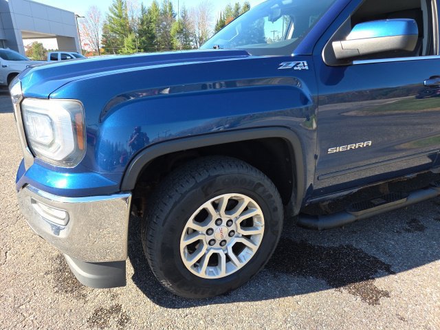 Used 2017 GMC Sierra 1500 SLE w/ SLE Value Package AWD/4WD image 13