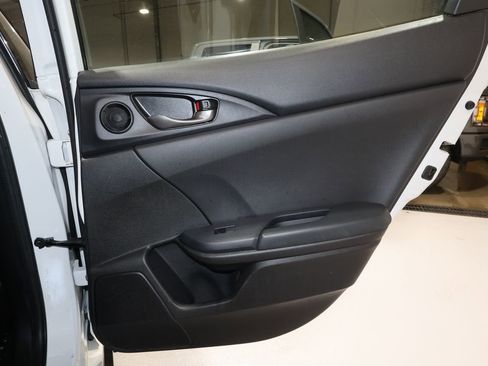 Used 2021 Honda Civic Sport image 19