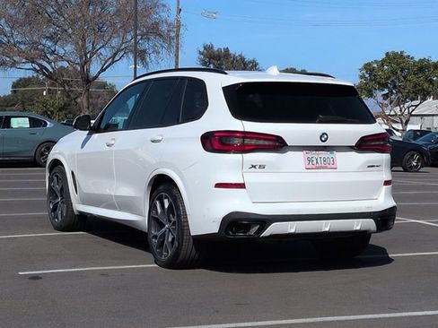 Certified 2023 BMW X5 xDrive40i w/ M Sport Package image 8