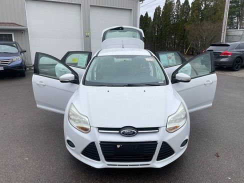 Used 2014 Ford Focus SE image 28