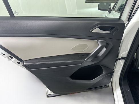 Used 2022 Volkswagen Tiguan S image 24