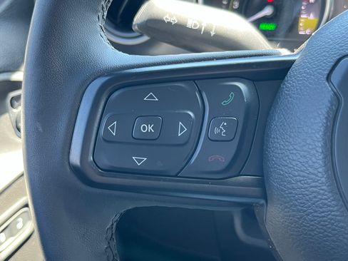 Used 2023 Jeep Wrangler Unlimited w/ Sun & Screen Package AWD/4WD image 26