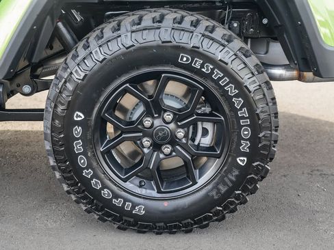 New 2026 Jeep Gladiator Sport image 10