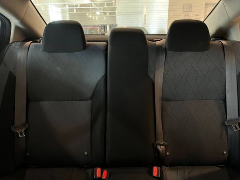 Used 2025 Nissan Versa SV FWD image 37