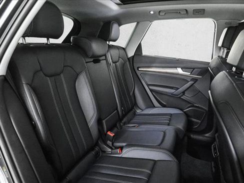 Certified 2024 Audi Q5 e Prestige image 21