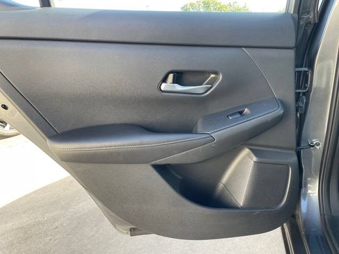 Used 2023 Nissan Sentra SV FWD image 20