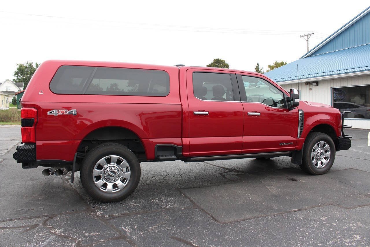 Used 2023 Ford F250 Lariat w/ Lariat Ultimate Package AWD/4WD image 5