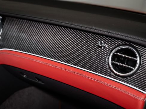 Used 2024 Bentley Continental GT V8 image 38