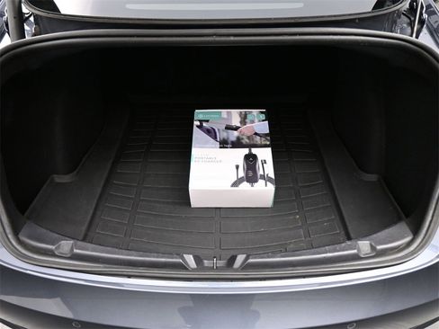 Used 2022 Tesla Model 3 Long Range image 15