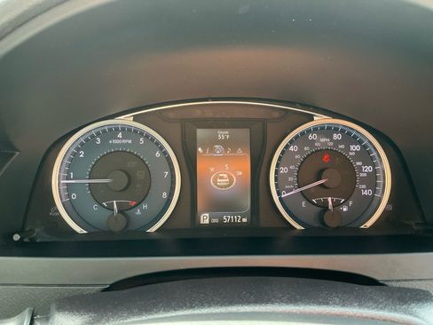 Used 2017 Toyota Camry XLE w/ Moonroof Package image 14