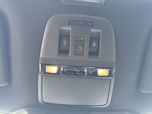 Used 2026 Nissan Armada Platinum Reserve AWD/4WD image 16