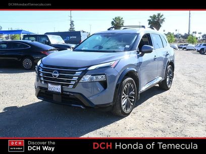 Used 2025 Nissan Rogue Platinum w/ Platinum Premium Package