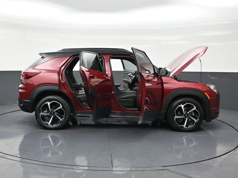 Used 2023 Chevrolet TrailBlazer RS image 29