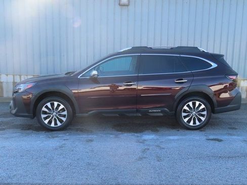 Used 2024 Subaru Outback Touring image 11