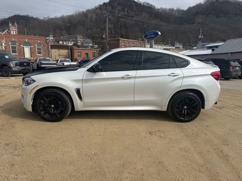 Used 2015 BMW X6 M w/ Executive Package image 2