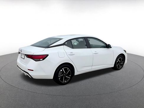 Used 2025 Nissan Sentra SV FWD image 14