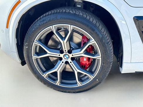 New 2026 BMW X5 xDrive50e w/ Executive Package image 43