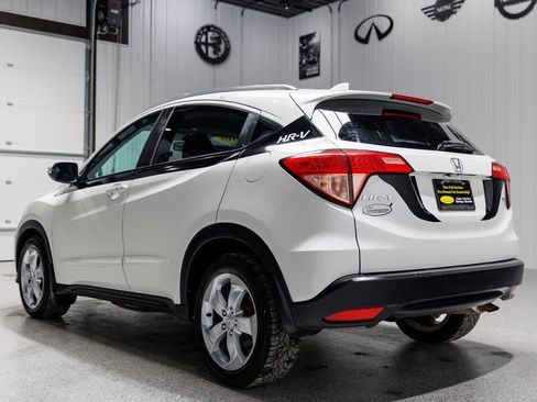 Used 2016 Honda HR-V EX-L image 4
