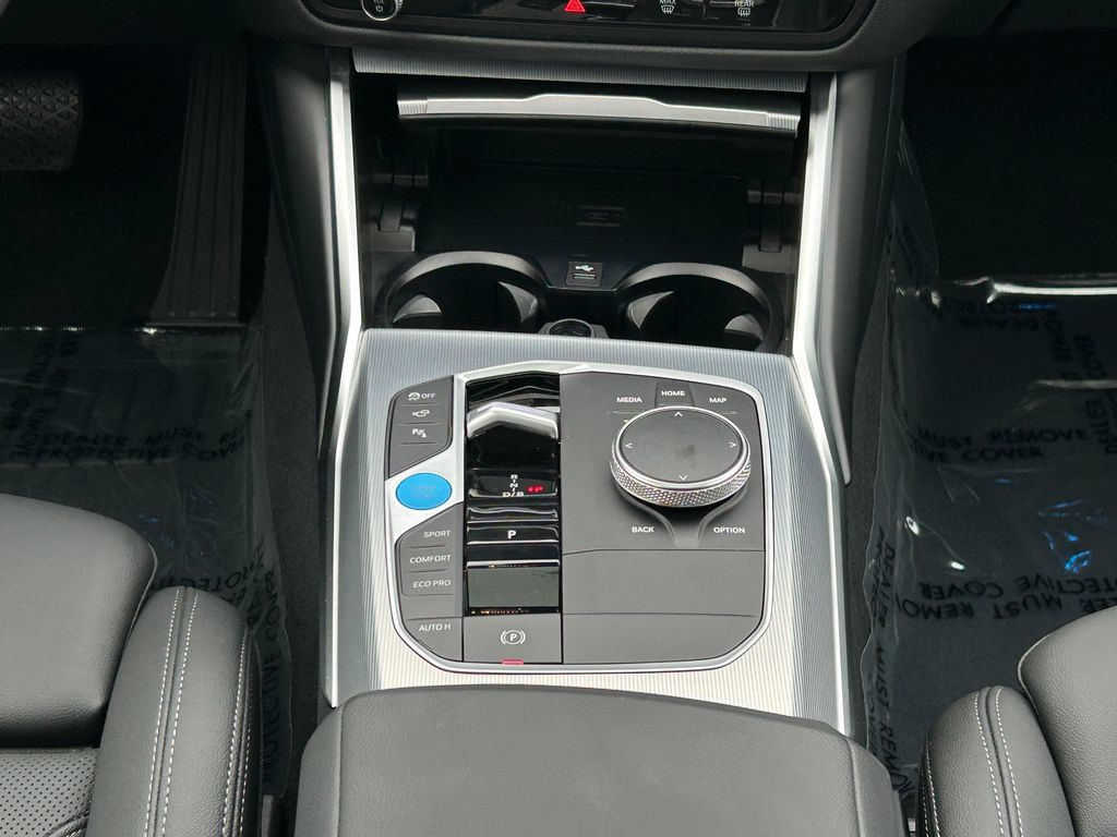 Used 2023 BMW i4 eDrive35 w/ Premium Package RWD image 27
