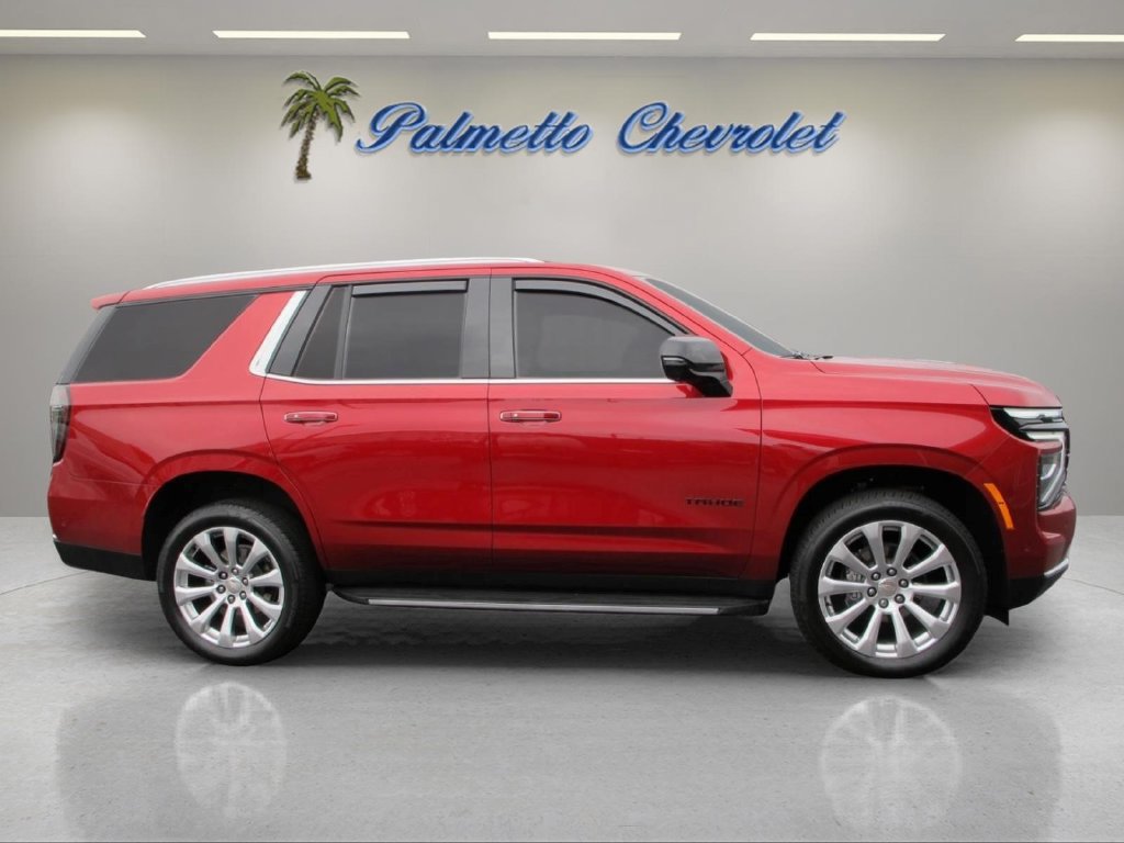 Certified 2025 Chevrolet Tahoe Premier RWD image 2