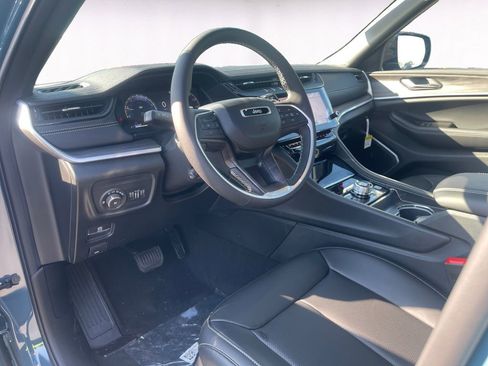 New 2026 Jeep Grand Cherokee L Limited AWD/4WD image 10