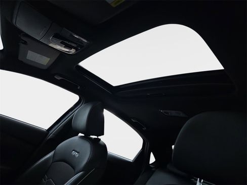 Used 2021 Kia Forte GT-Line w/ GT-Line Premium Package image 30