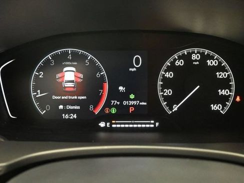 Used 2024 Honda Civic EX image 11