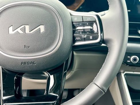 New 2026 Kia Carnival LXS image 24