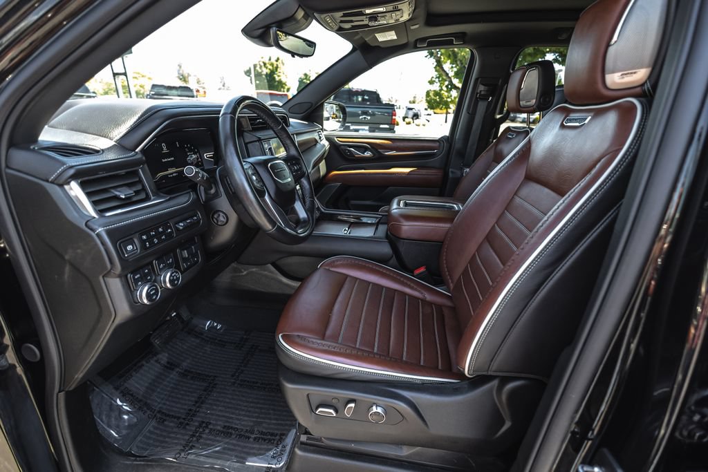 Used 2024 GMC Yukon XL Denali Ultimate AWD/4WD image 20